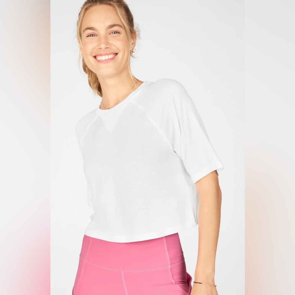 Fabletics Loveday Short-Sleeve Raglan Tee, Size L